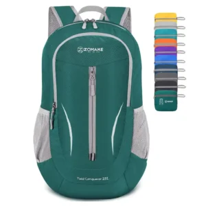 Mochila plegable Zomake 25L guardada en su bolsa tamaño sándwich