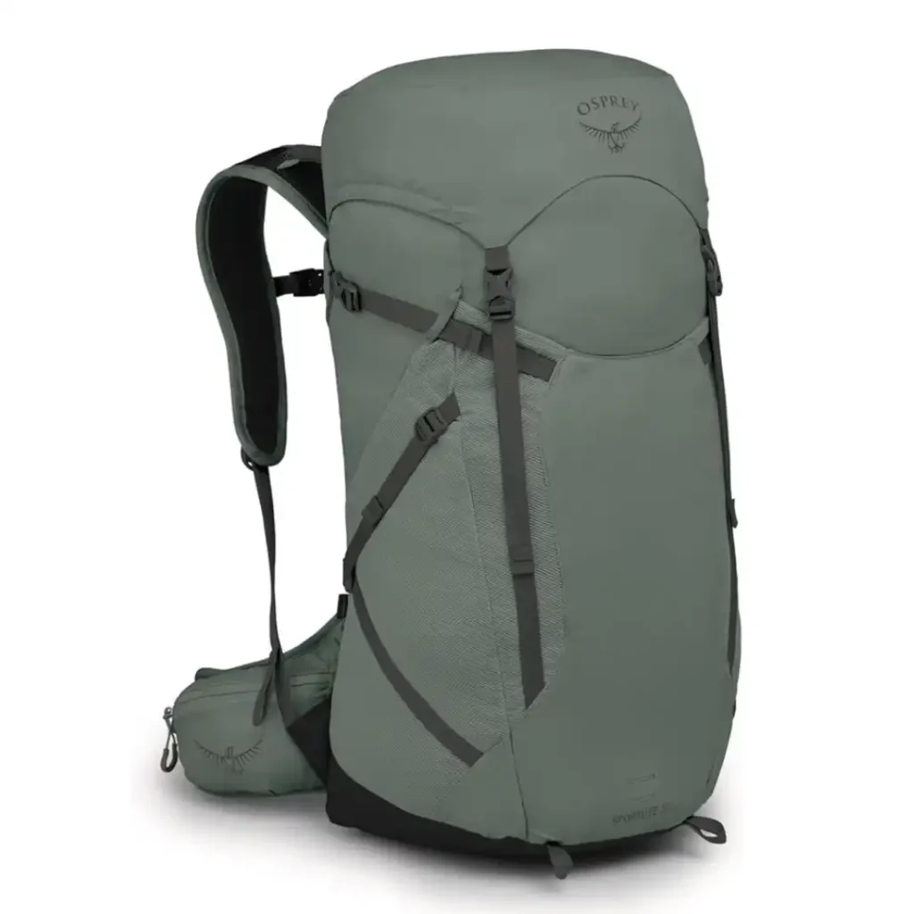 Mochila Osprey Sportlite 30 litros con diseño de carga superior con tapa y bolsillos en el cinturón