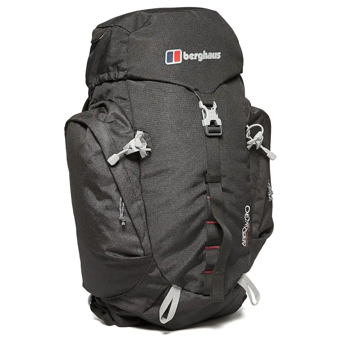 Mochila de día Berghaus Arrow 30 litros con sistema de espalda Flow y funda para lluvia